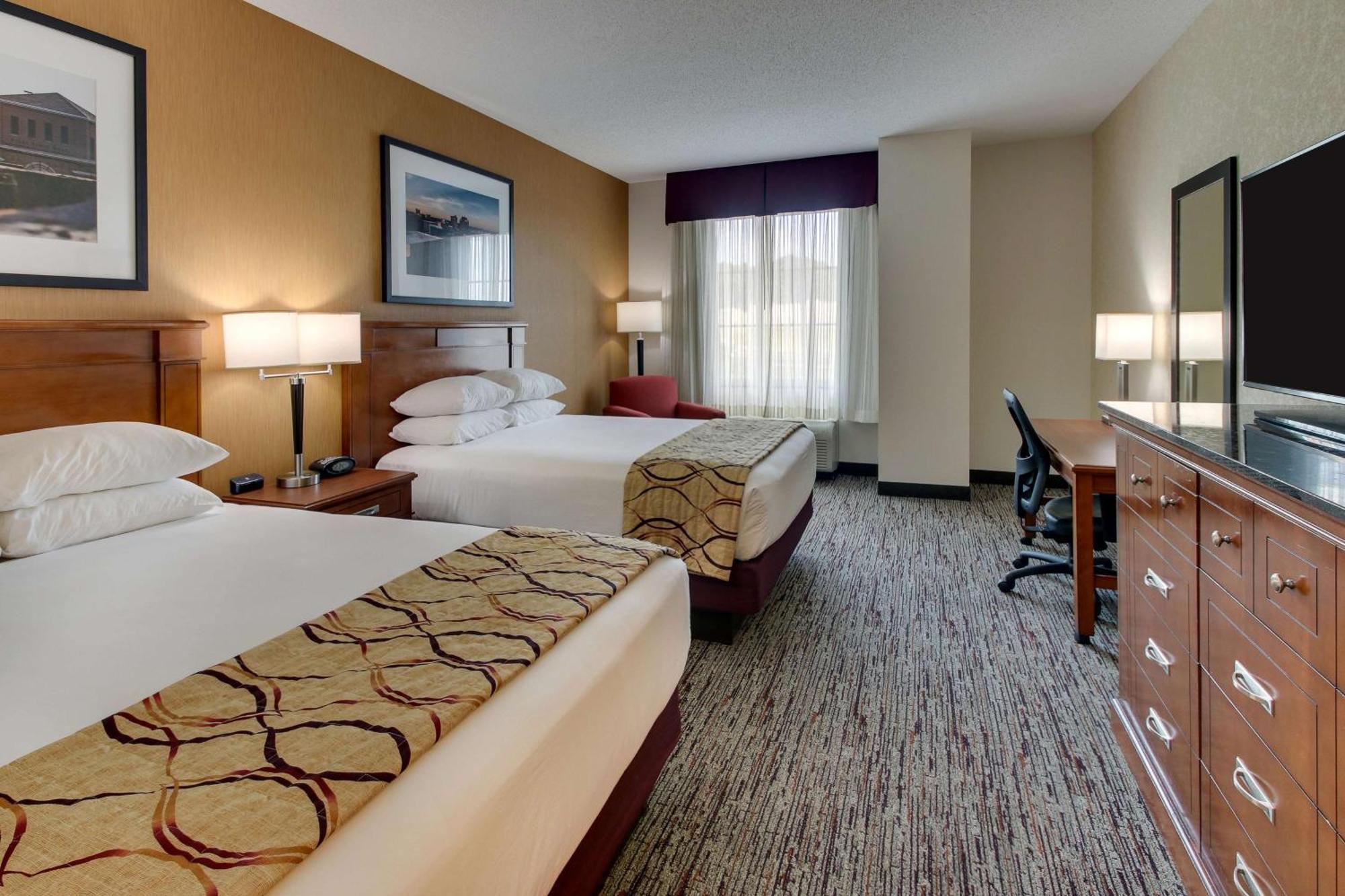 Drury Inn & Suites Меридиан Экстерьер фото