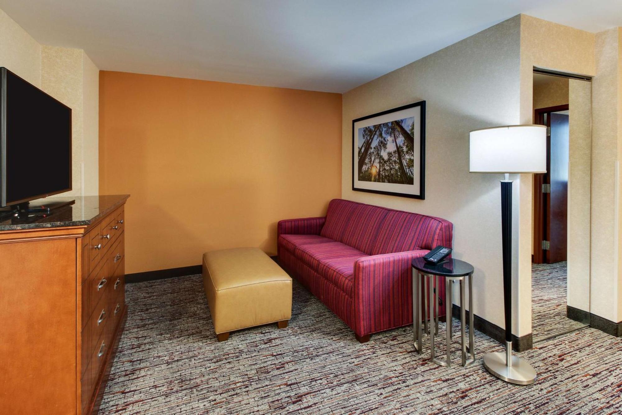 Drury Inn & Suites Меридиан Экстерьер фото