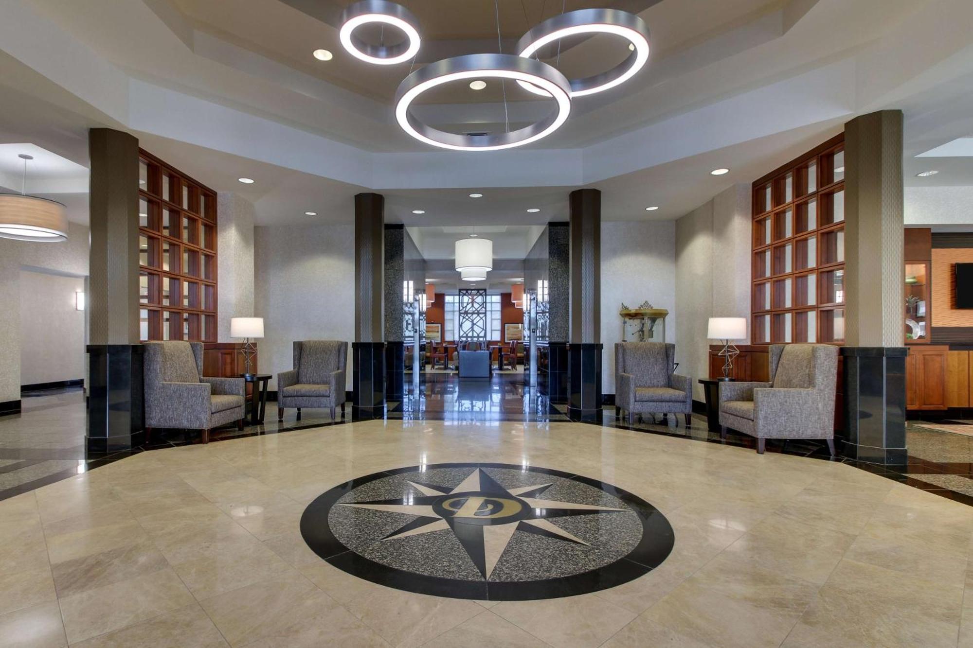 Drury Inn & Suites Меридиан Экстерьер фото
