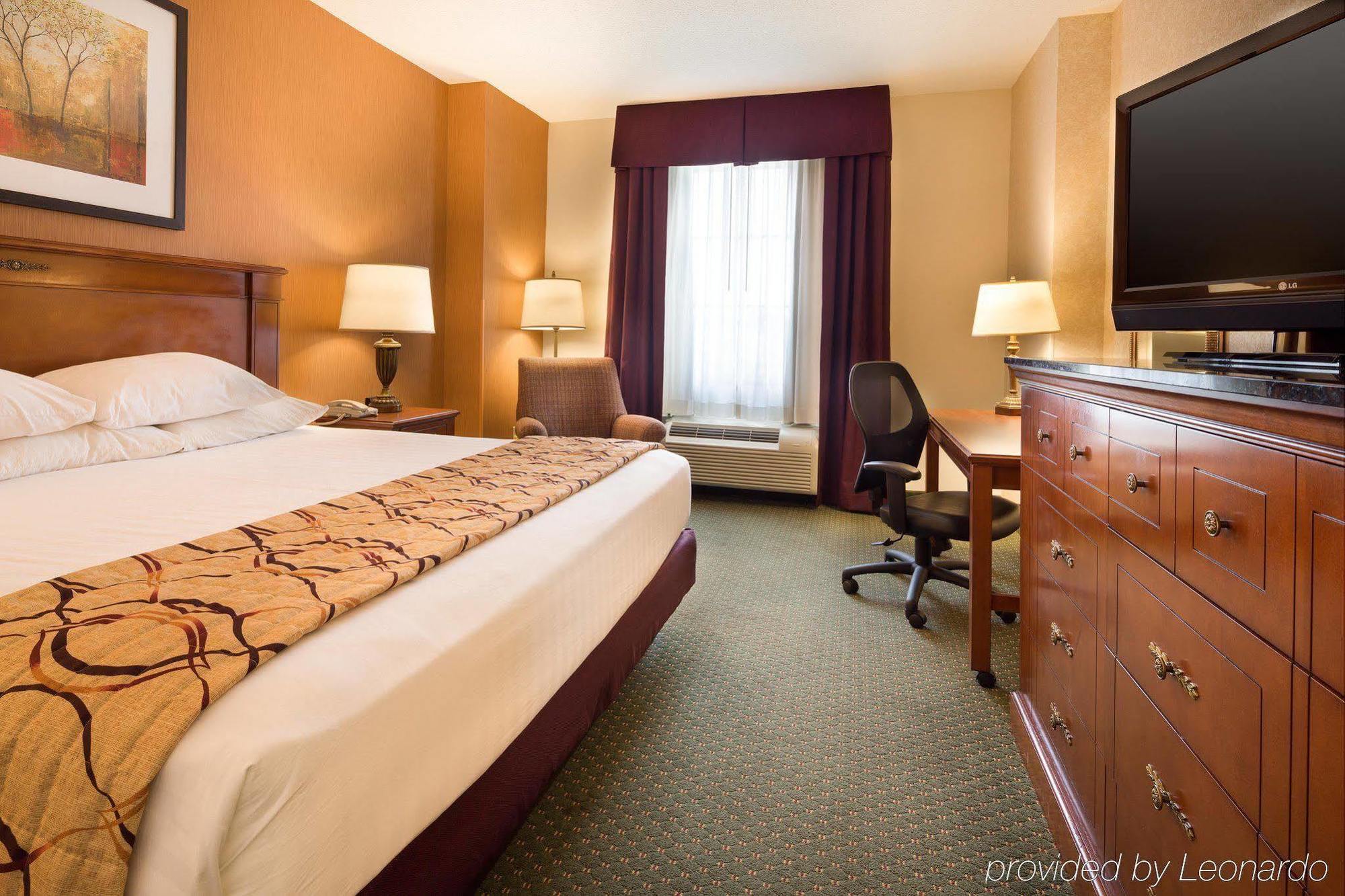 Drury Inn & Suites Меридиан Экстерьер фото